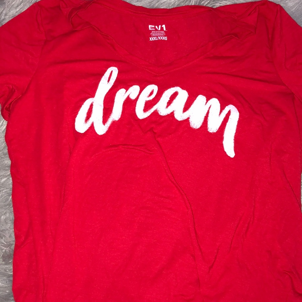 Ellen D tee shirt